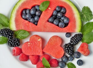 Jak samemu usunąć skórki z paznokci?