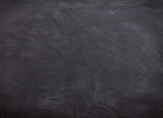 Jak pozbyć się czarnych kropek na nogach po goleniu? Jak pozbyć się czarnych kropek na nogach po goleniu?