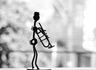 Jak odetkać trąbkę w uchu? Jak odetkać trąbkę w uchu?