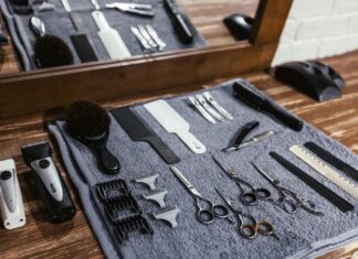 Jakie akcesoria musi mieć sklep z narzędziami dla fryzjerów? Jakie akcesoria musi mieć sklep z narzędziami dla fryzjerów