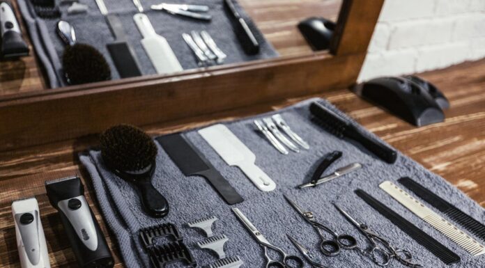 Jakie akcesoria musi mieć sklep z narzędziami dla fryzjerów? Jakie akcesoria musi mieć sklep z narzędziami dla fryzjerów